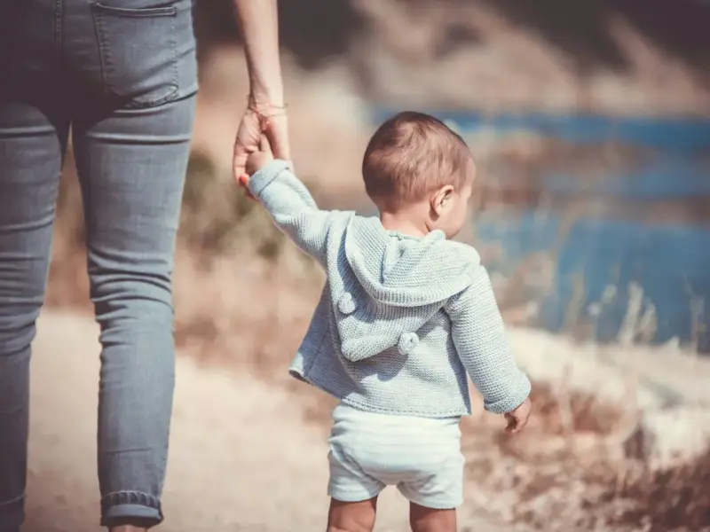 Adopcja z Chin dla Polaków: Dlaczego to dziś niemożliwe?